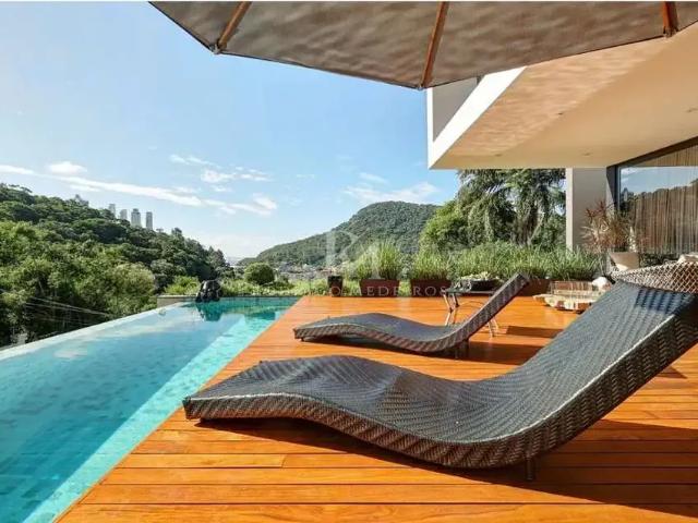 Casa venda em Região Geográfica Imediata de Itajaí, Balneario Camboriú