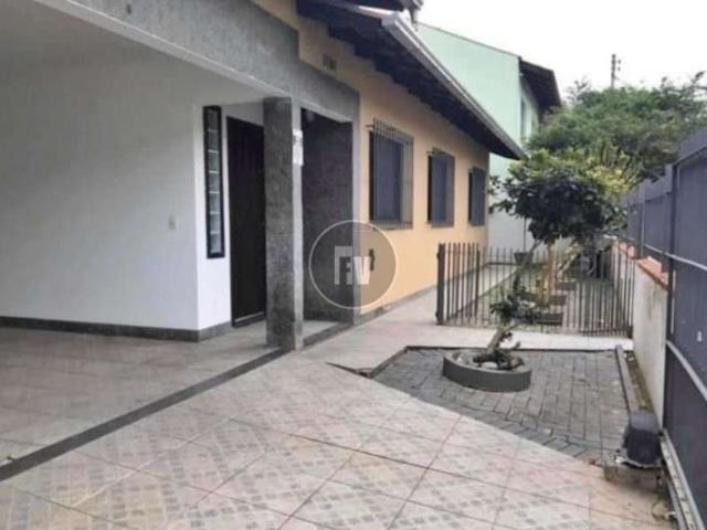 Casa venda em Região Geográfica Imediata de Itajaí, Balneario Camboriú
