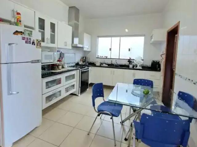 Casa venda em Bauru