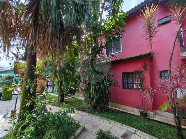 Casa venda em Região Imediata de Santos, Região Metropolitana da Baixada Santista