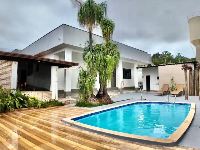 Casa venda em Região Geográfica Imediata do Distrito Federal, Região Integrada de Desenvolvimento do Distrito Federal e Entorno