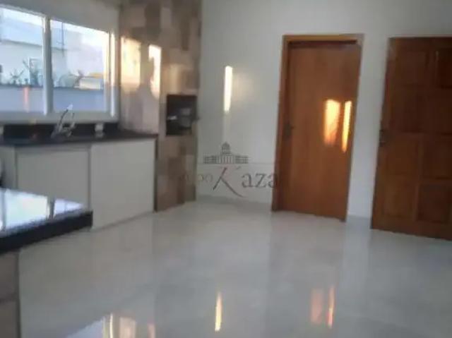 Casa venda em Região Imediata de São José dos Campos, Região Metropolitana do Vale do Paraíba e Litoral Norte