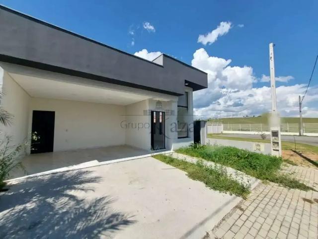 Casa venda em Região Imediata de São José dos Campos, Região Metropolitana do Vale do Paraíba e Litoral Norte