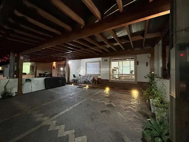 Casa venda em Vila Ponta Porã, Cachoeirinha