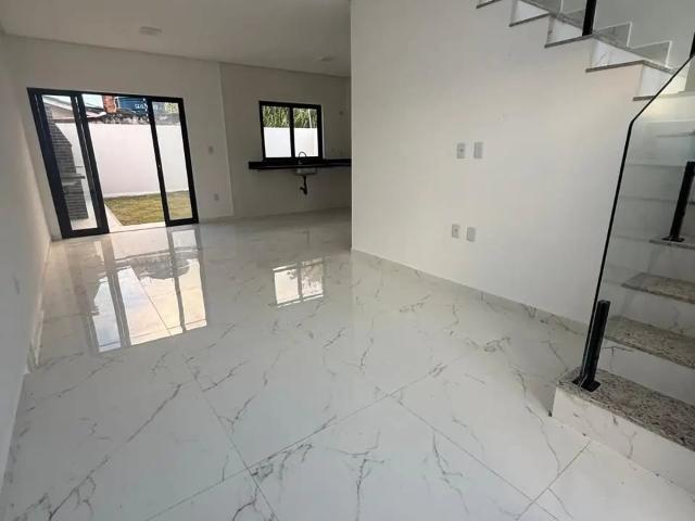 Casa venda em Região Geográfica Imediata de Salvador, Região Metropolitana de Salvador