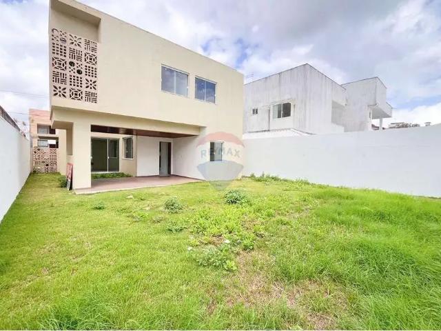 Casa venda em Região Geográfica Imediata de Salvador, Região Metropolitana de Salvador