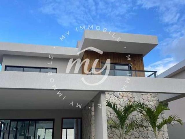 Casa venda em Condominio Smeralda, Camaçari