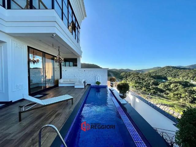 Casa venda em Região Geográfica Imediata de Itajaí, Camboriú