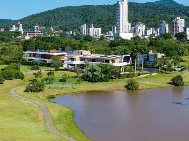 Casa venda em Região Geográfica Imediata de Itajaí, Camboriú