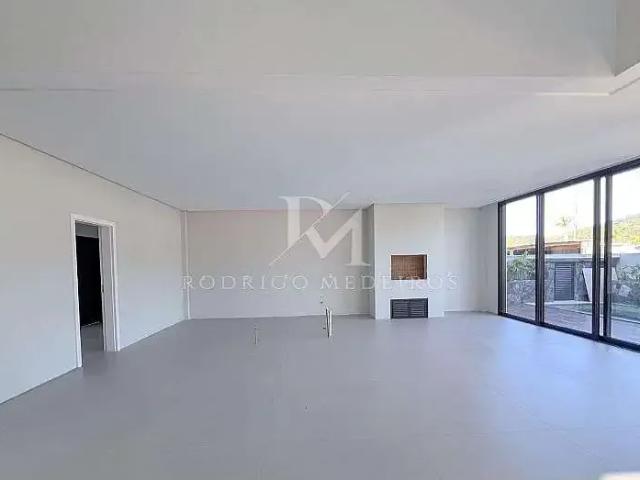 Casa venda em Região Geográfica Imediata de Itajaí, Camboriú