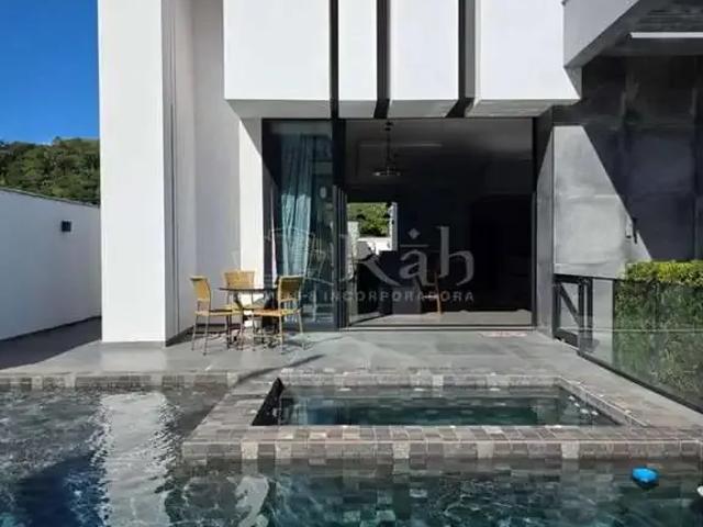 Casa venda em Região Geográfica Imediata de Itajaí, Camboriú