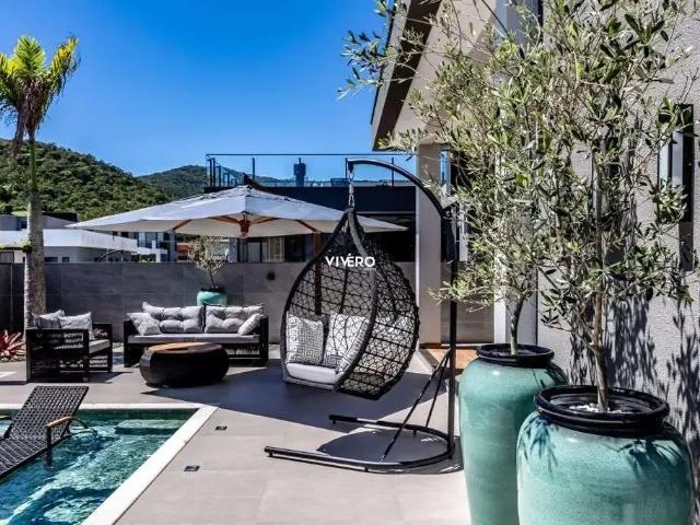 Casa venda em Região Geográfica Imediata de Itajaí, Camboriú