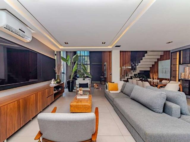 Casa venda em Região Geográfica Imediata de Itajaí, Camboriú