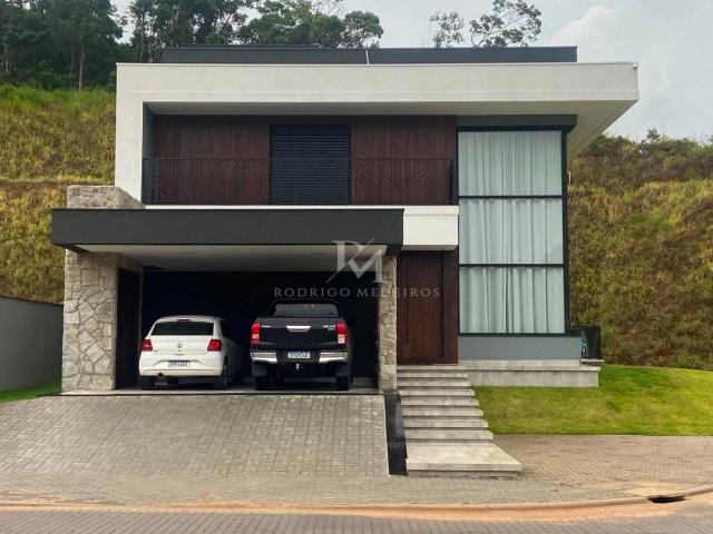 Casa venda em Loteamento Jardim Serrano, Camboriú