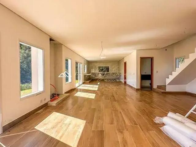 Casa venda em Região Imediata de Taubaté-Pindamonhangaba, Região Metropolitana do Vale do Paraíba e Litoral Norte