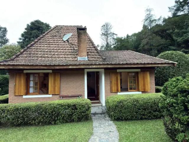 Casa venda em Região Imediata de Taubaté-Pindamonhangaba, Região Metropolitana do Vale do Paraíba e Litoral Norte