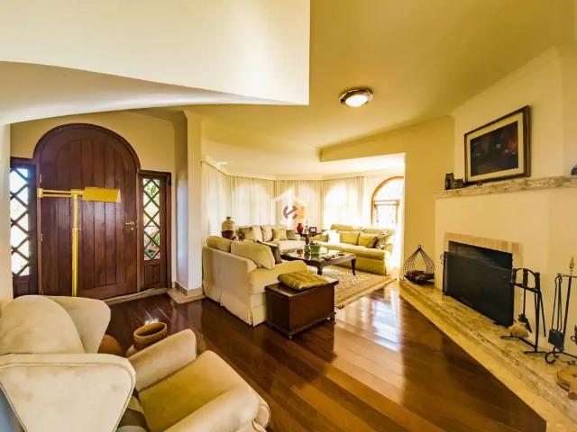 Casa venda em Região Imediata de Taubaté-Pindamonhangaba, Região Metropolitana do Vale do Paraíba e Litoral Norte