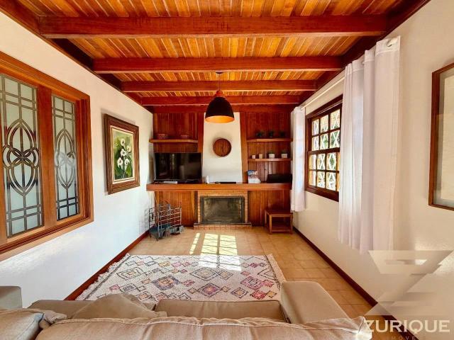 Casa venda em Campos do Jordão