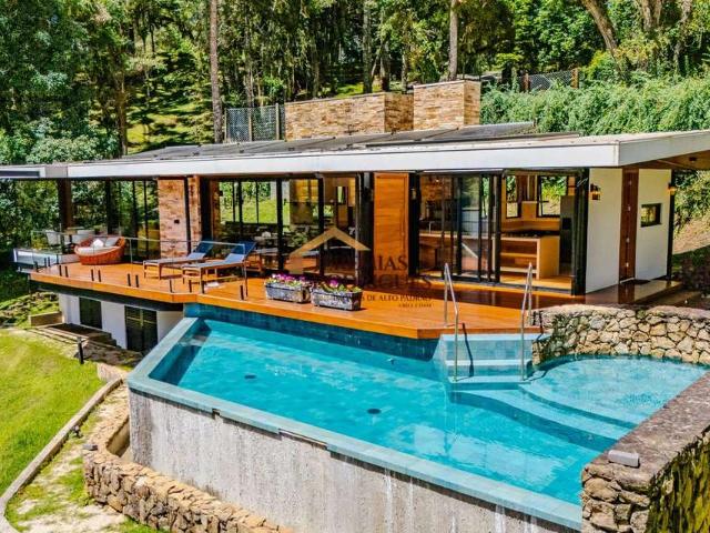 Casa venda em Campos do Jordão