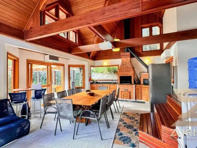 Casa venda em Região Imediata de Taubaté-Pindamonhangaba, Região Metropolitana do Vale do Paraíba e Litoral Norte