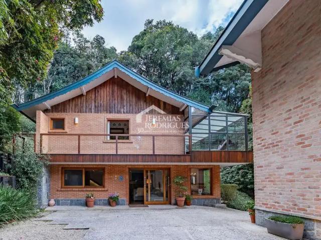 Casa venda em Região Imediata de Taubaté-Pindamonhangaba, Região Metropolitana do Vale do Paraíba e Litoral Norte