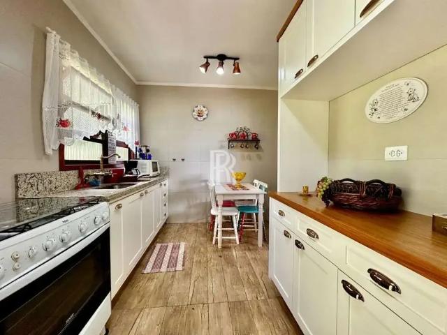 Casa venda em Região Imediata de Taubaté-Pindamonhangaba, Região Metropolitana do Vale do Paraíba e Litoral Norte