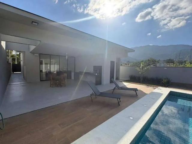 Casa venda em Jardim São Francisco, Caraguatatuba