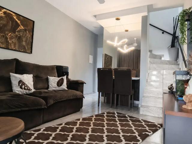 Casa venda em Região Imediata de São Paulo, Região Metropolitana de São Paulo