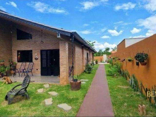 Casa venda em Chapada dos Guimarães, Região Geográfica Intermediária de Cuiabá