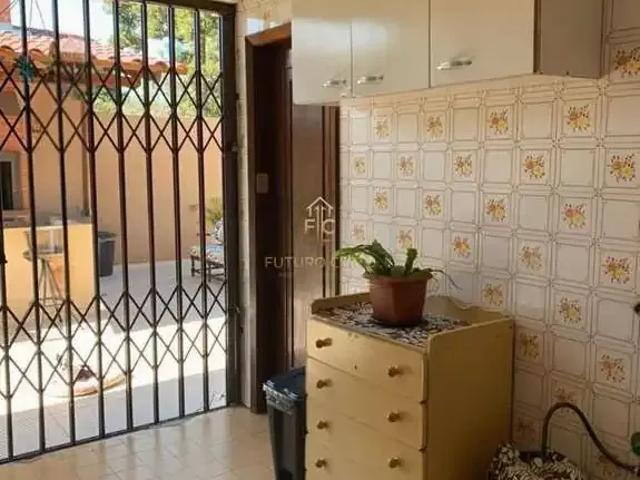 Casa venda em Capão Raso, Curitiba