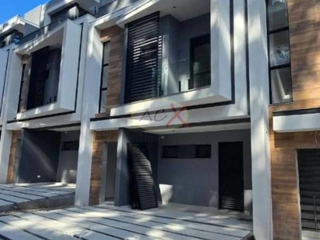 Casa venda em Boqueirão, Curitiba