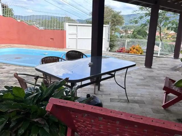 Casa venda em Região Geográfica Imediata de Florianópolis, Desterro