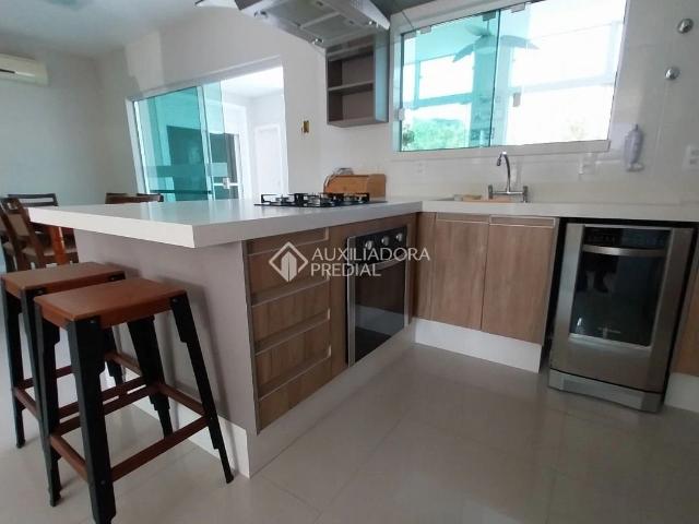 Casa venda em Região Geográfica Imediata de Florianópolis, Desterro