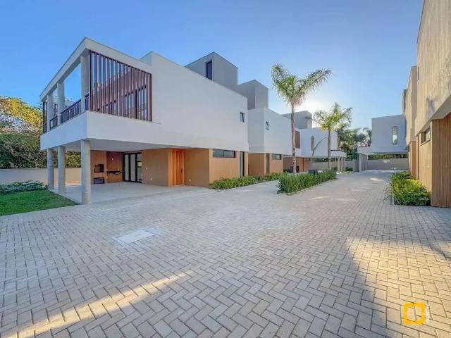 Casa venda em Região Geográfica Imediata de Florianópolis, Desterro