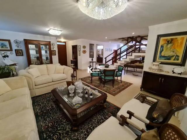 Casa venda em Região Geográfica Imediata de Florianópolis, Desterro