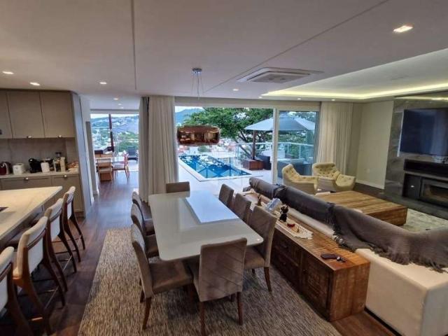 Casa venda em Região Geográfica Imediata de Florianópolis, Desterro