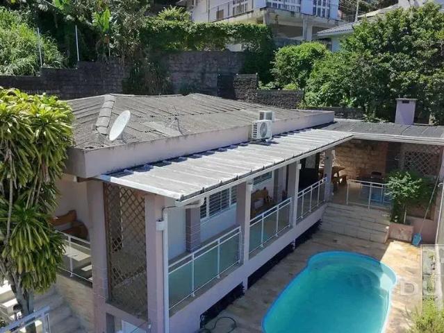 Casa venda em Região Geográfica Imediata de Florianópolis, Desterro