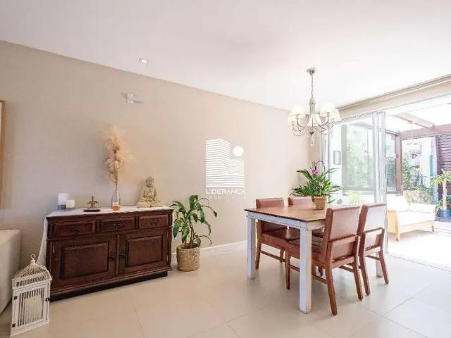 Casa venda em Região Geográfica Imediata de Florianópolis, Desterro
