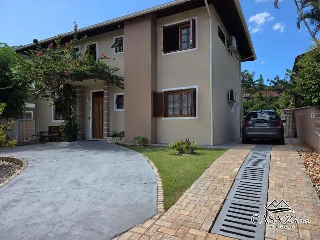 Casa venda em Sambaqui, Florianópolis