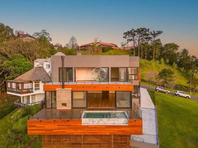 Casa venda em Região Geográfica Imediata de Caxias do Sul, Gramado