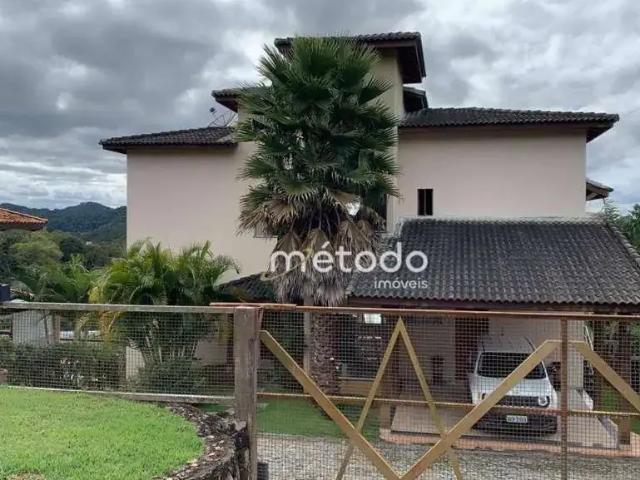 Casa venda em Guararema