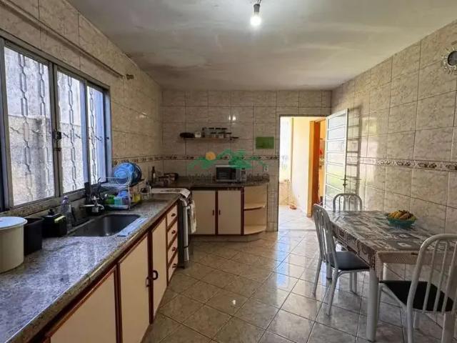 Casa venda em Região Imediata de Guaratinguetá, Região Metropolitana do Vale do Paraíba e Litoral Norte