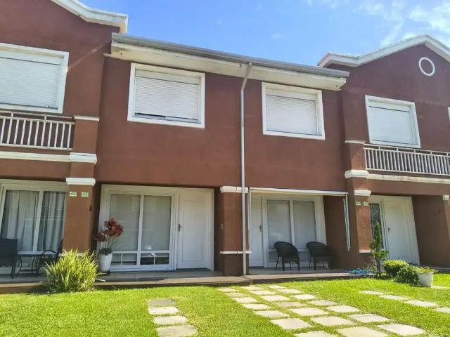 Casa venda em Região Geográfica Imediata de Tramandaí - Osório, Aglomeração Urbana do Litoral Norte