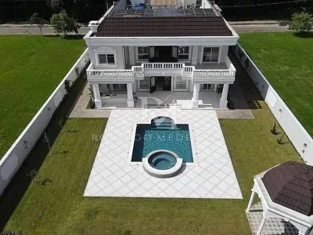 Casa venda em Região Geográfica Imediata de Itajaí, Itapema