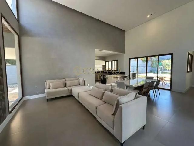 Casa venda em Jacareí