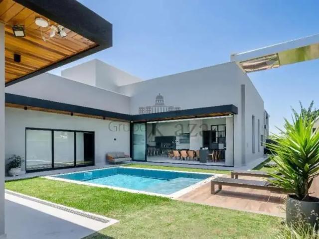 Casa venda em Região Imediata de São José dos Campos, Região Metropolitana do Vale do Paraíba e Litoral Norte