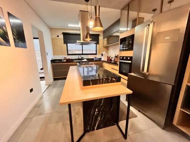 Casa venda em Região Imediata de São José dos Campos, Região Metropolitana do Vale do Paraíba e Litoral Norte