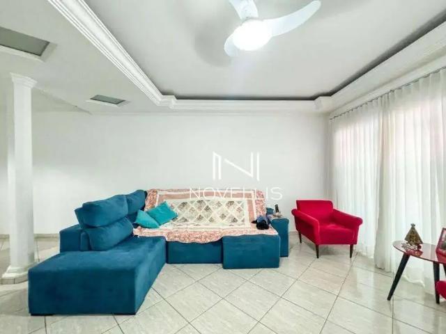 Casa venda em Região Imediata de São José dos Campos, Região Metropolitana do Vale do Paraíba e Litoral Norte