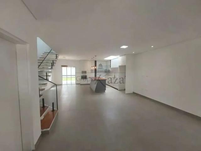 Casa venda em Região Imediata de São José dos Campos, Região Metropolitana do Vale do Paraíba e Litoral Norte