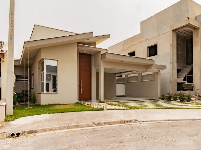 Casa venda em Região Imediata de São José dos Campos, Região Metropolitana do Vale do Paraíba e Litoral Norte